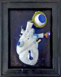 Acrylic paint, clay, yarn, wire, metal sheet and dried flower by Stephanie Ng, Year 11, St Andrew’s Christian College Student sculpture art of a heart